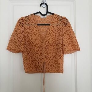 Sandro Paris Eyelet Lace Top XS Tan Camel very good Condition